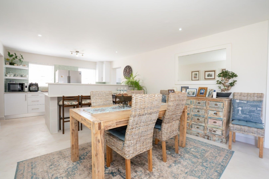 3 Bedroom Property for Sale in Bluewater Bay Western Cape
